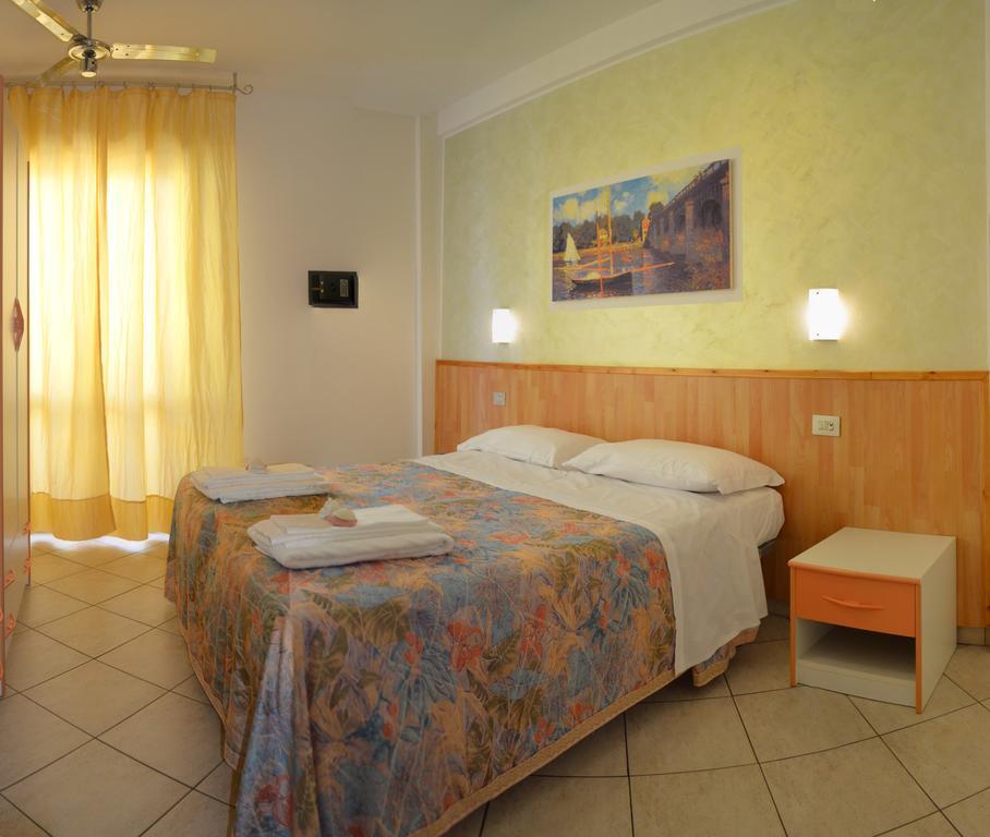 Residence Riviera Alba Adriatica Exterior photo